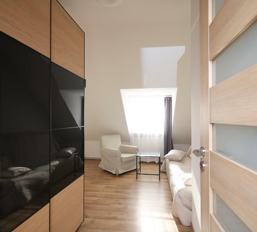 Pod Zamkiem 2 Sypialnie, Salon, 70 M, Komfort, Max 7 Os Lägenhet Lublin Exteriör bild